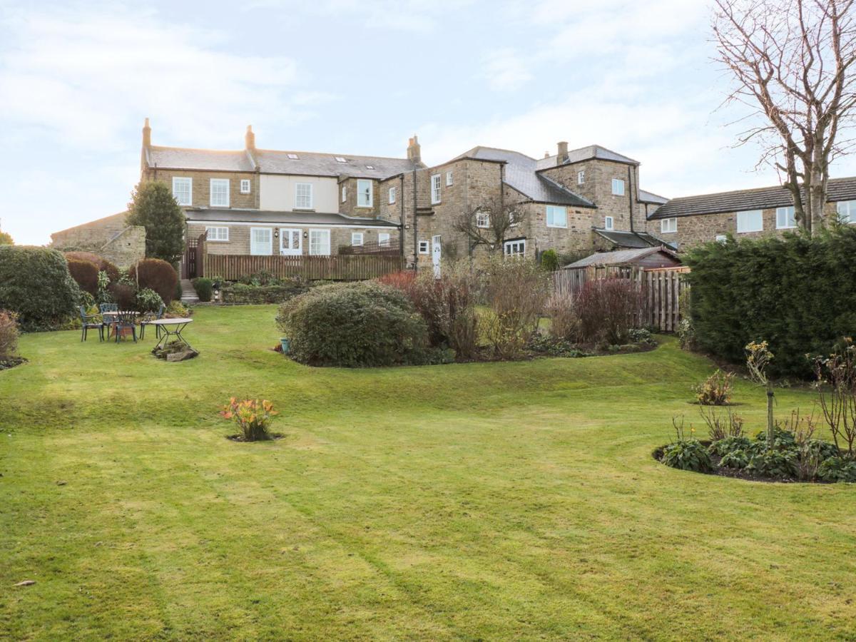 Apartment Sneaton Hall 4